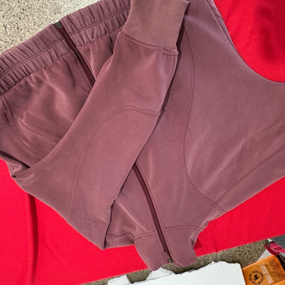 Lululemon Athletica Burgundy Jacket women’s size 6 - Picture 14 of 15
